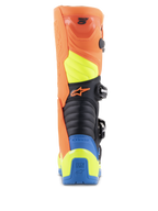 Alpinestars Tech 5 Stiefel, Motocross-Stiefel, Orange Fluo, Enamel Blue und Yellow Fluo, Rückansicht mit Akkordeon-Flexzonen, strapazierfähigem Polymer-Wadenschutz und auffälligem mehrfarbigem Panel-Design für den Offroad-Rennsport
