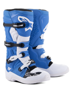 Alpinestars Tech 5 Stiefel, Motocross- und Offroad-Stiefel, Blau und Weiß, Mehrmaterial-Konstruktion mit vier schwarz-weißen Schnallen, weiße Schienbeinplatte mit großem Astars-Logo und strapazierfähige weiße Sohle.