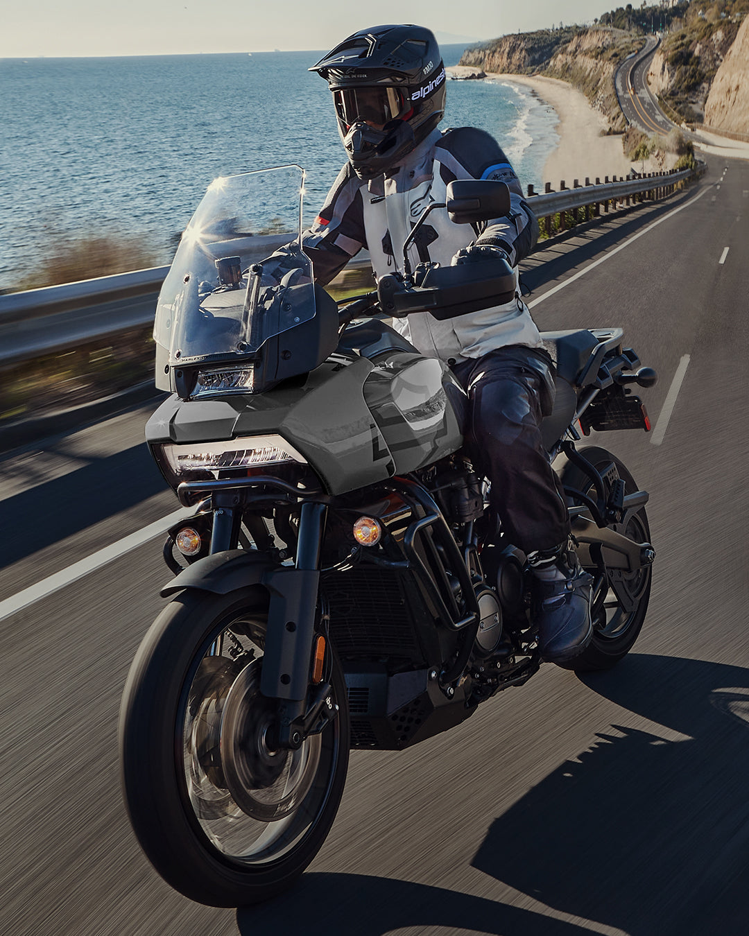 Boulder GORE-TEX - Gray Motorcycle Jacket | Alpinestars®