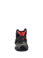 Alpinestars SMX-1 R V2 Belüftete Stiefel, niedrig geschnittene Motorradstiefel, Schwarz und Rot, Vorderansicht mit sicherem Riemenverschluss und belüftetem Mikrofaser-Obermaterial, Performance-Straßenausrüstung