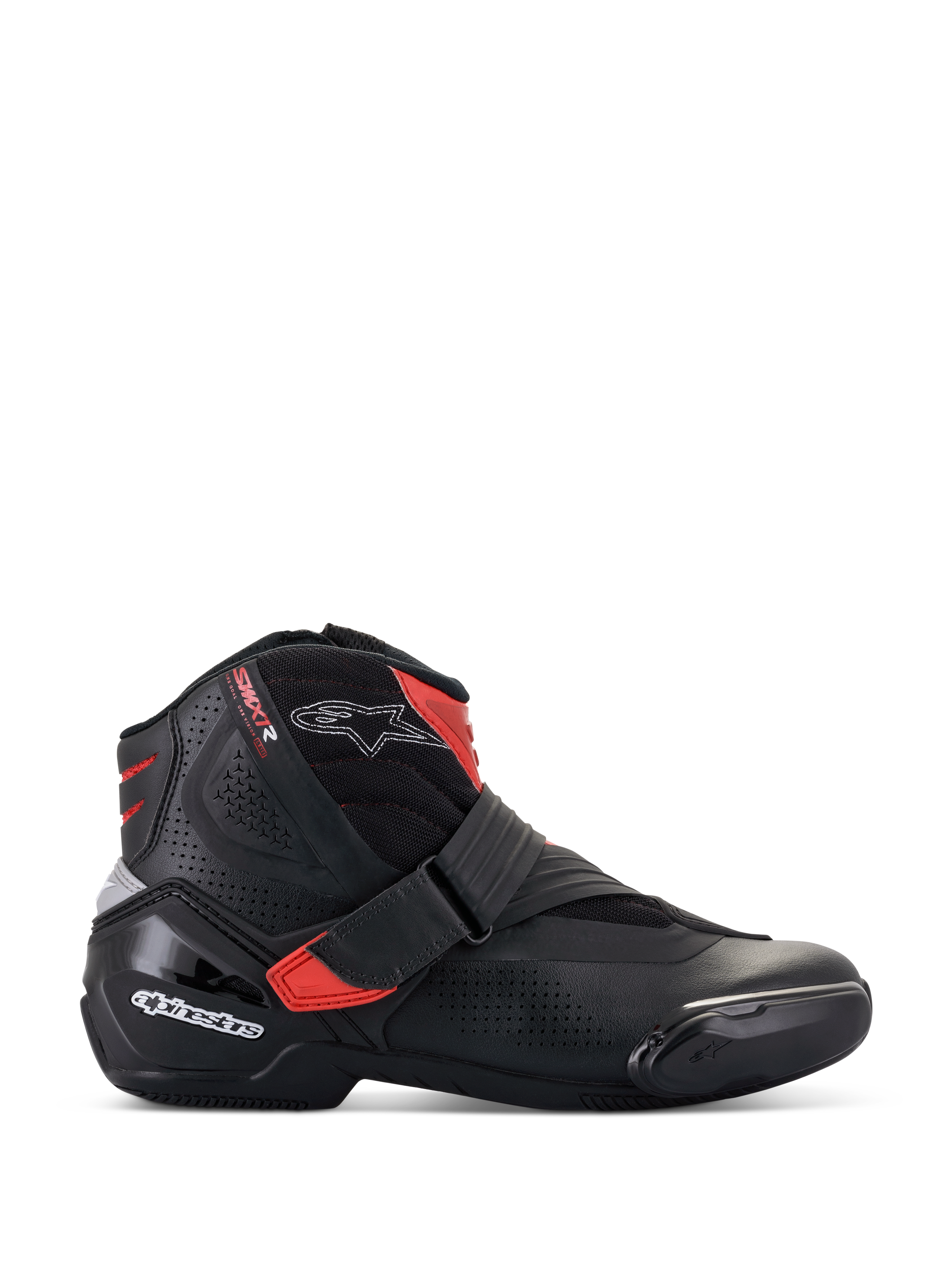 Alpinestars SMX-1 R V2 Belüftete Stiefel, niedrig geschnittener Motorradschuh, Schwarz mit roten Akzenten und weißen Logos, perforiertes Mikrofaser-Obermaterial für Luftzirkulation, TPU-Fersenkappe und Seitenschutz, sportliches Road-Performance-Design.