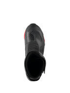 Alpinestars RT-7 Drystar® Stiefel, Motorrad-Tourenstiefel, Schwarz und Rot, Draufsicht mit Blick auf die Stiefelöffnung, das Innere und das strukturierte Schaltpolster im Zehenbereich