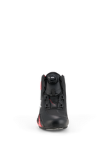 Alpinestars Celer Schuhe, Motorradschuhe, Schwarz und leuchtendes Rot, Vorderansicht mit dem Rotor-Verschlusssystem, Obermaterial aus technischer Mikrofaser und stromlinienförmiges, vom Rennsport inspiriertes Design