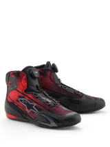 Alpinestars Celer Superair Schuhe, Sport-Motorradschuhe, Schwarz und Hellrot, mit dem Alpinestars Rotor-Verschlusssystem und atmungsaktivem Airflow-Textil-Obermaterial, schlankes Design mit TPU-Verstärkungen und strukturierter griffiger Sohle