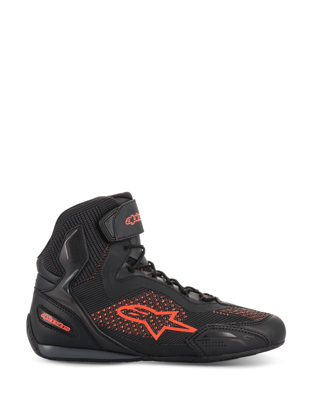 Alpinestars Faster-3 Rideknit® Schuhe, Motorradschuh, Schwarz und Rot Fluo, Seitenansicht, Obermaterial aus atmungsaktivem Strickgewebe und Mikrofaser, fluoreszierend rotes Alpinestars-Logo und Branding, leichtes Schutzschuhwerk für Straßen- und Stadtfahrten