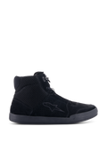 Alpinestars Chrome Air Schuh, urbane Motorradschuhe, Schwarz auf Schwarz, Seitenansicht mit Obermaterial aus Spaltleder und Mesh, High-Top-Sneaker-Silhouette, lässiges Schutzschuhwerk für den Straßeneinsatz