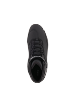 Alpinestars Sektor Schuhe, Motorradschuhe, Schwarz, Draufsicht mit Speed-Lacing-System, Knöchelriemen mit weißem Logo und verstärktem Zehenbereich, schlanke Mikrofaser-Konstruktion
