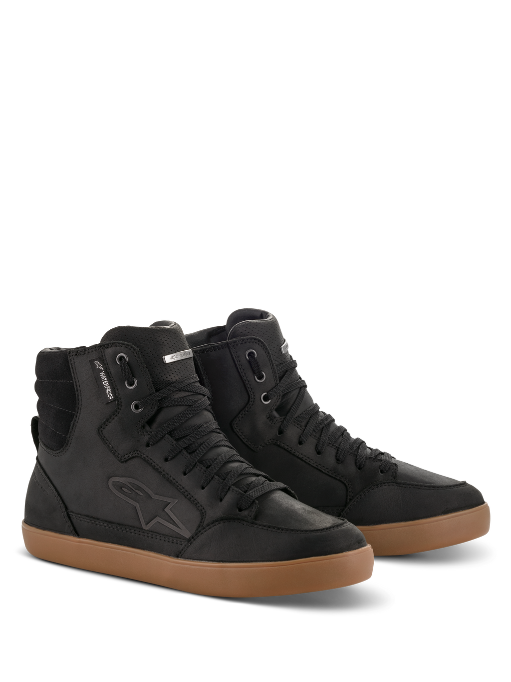 Alpinestars J-6 Wasserdichter Schuh, Schwarz und Gum, knöchelhohe Motorradschuhe aus hochwertigem Leder, Sneaker-Design mit brauner Gummisohle, wasserdichtes Label und geprägtes Logo, urbaner Freizeitlook