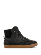 Alpinestars J-6 Waterproof Schuh, schwarzer High-Top-Motorradsneaker mit brauner Gummisohle, wasserdichtes urbanes Fahrerschuhwerk, gepolsterter Knöchelbereich, schwarze Schnürsenkel, dezente Logoprägung, Lederkonstruktion