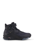 Alpinestars Cr X Gore Tex Schuhe, Motorradschuhe für All-Terra-Abenteuer, Schwarz und Dunkelgrau, mit GORE-TEX-Wasserschutztechnologie und schützender Knöchelkonstruktion.