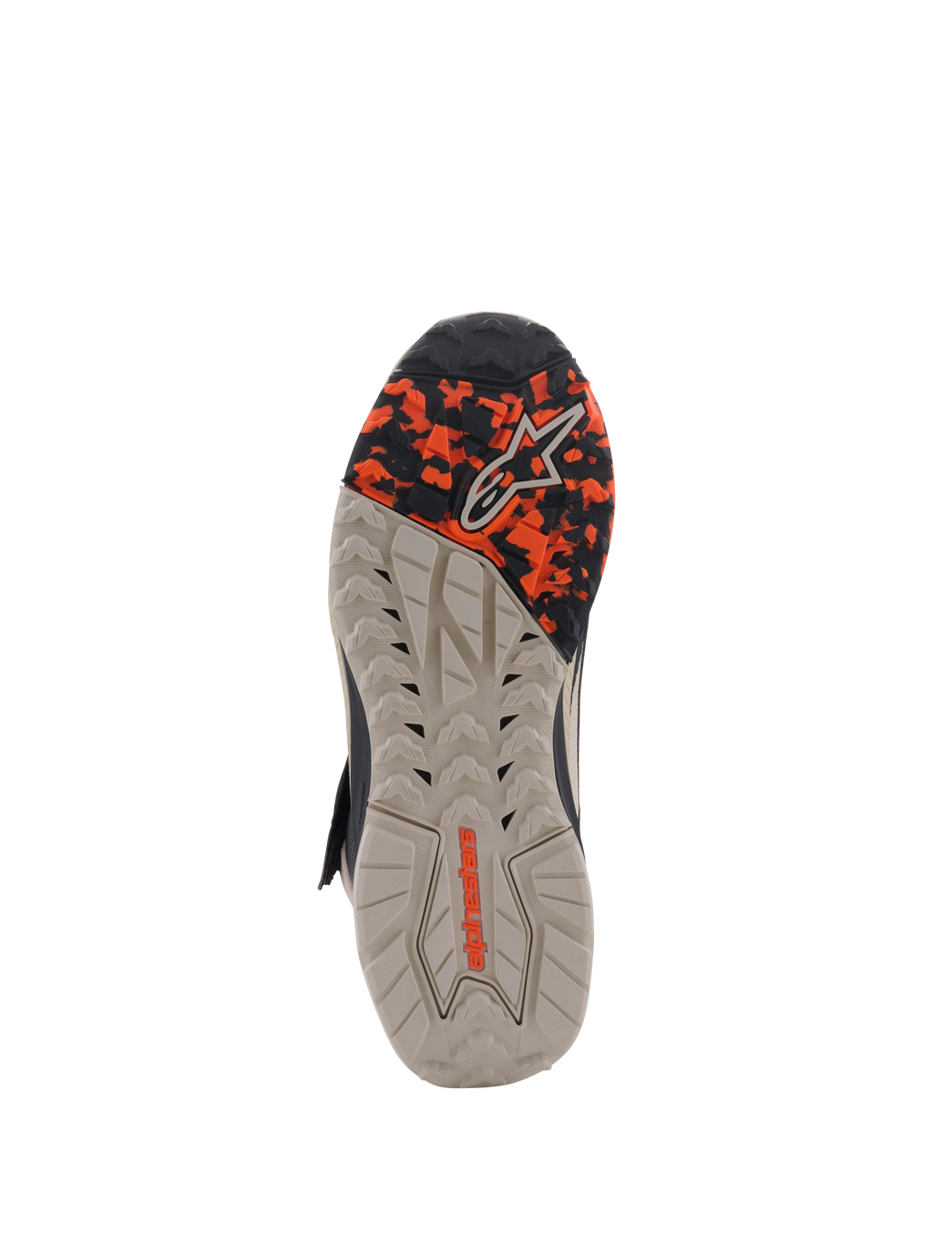 Alpinestars Speedstreet Schuhe, Ansicht der Außensohle, Black Almond Hot Orange, mit einer strukturierten, ölbeständigen Gummisohle, einem Camo-Muster im Vorderfußbereich und geprägtem Alpinestars-Branding, entwickelt für Grip und Stabilität.
