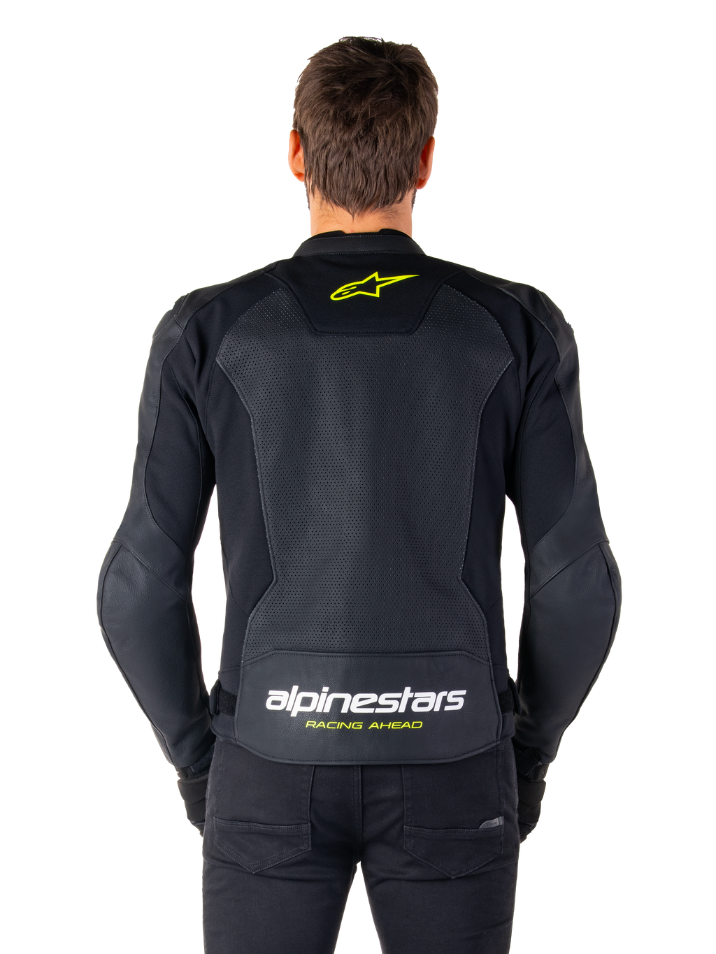 Alpinestars Faster V3 Airflow Lederjacke, Sport-Motorradjacke, Schwarz mit gelb fluoreszierenden Akzenten, Rückansicht mit großen perforierten Lederpaneelen, gelbem Stern-Logo am oberen Rücken und markantem Branding am unteren Rücken.