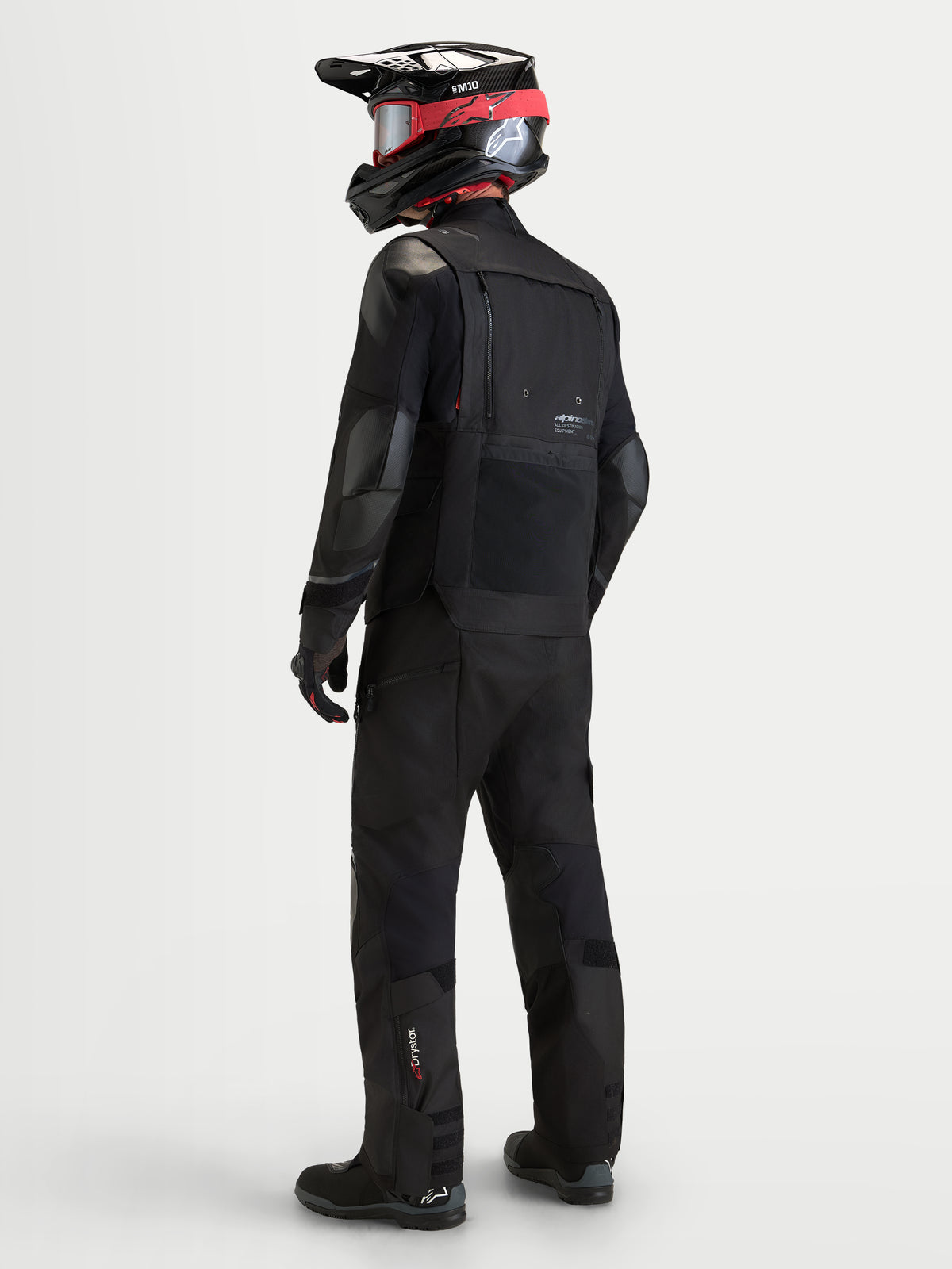 Alpinestars Harok V2 Drystar Jacke, schwarze Adventure-Touren-Motorradjacke für Herren, Rückansicht mit modularen Belüftungspaneelen und robuster Textilkonstruktion