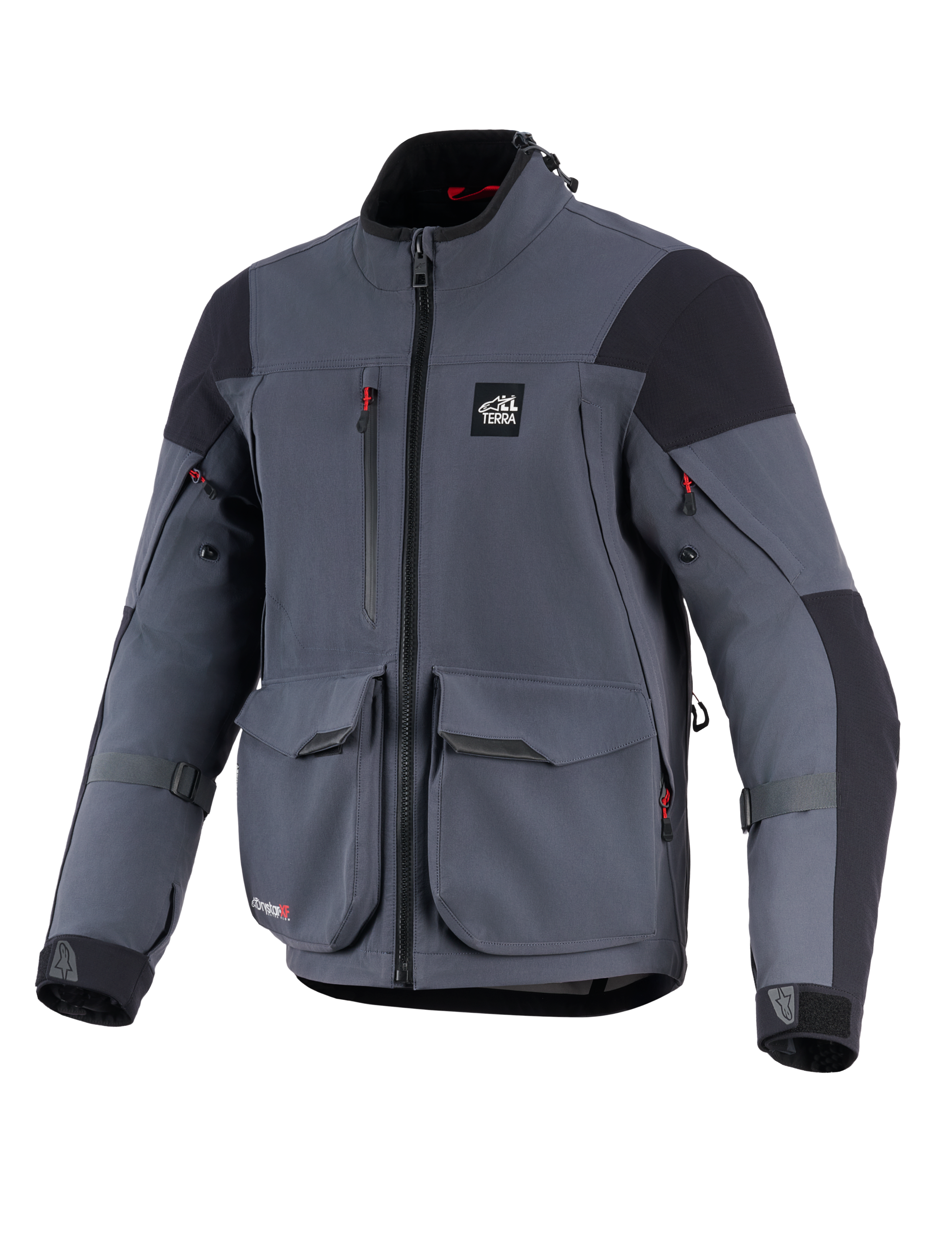 Alpinestars Maxdura Drystar®XF Laminierte Gepanzerte Jacke, Motorradjacke, Dunkelgrau und Schwarz, Vorderansicht mit großen Cargotaschen, roten Reißverschluss-Akzenten, „ALL TERRA“-Brustlogo und verstellbaren Ärmelriemen, technische Adventure-Touring-Ausrüstung