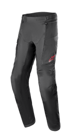 Alpinestars Andes Air Drystar® Hose, Adventure-Tourenmotorradhose, Schwarz, mit großflächigen Mesh-Einsätzen zur Belüftung, rotem Stern-Logo auf dem linken Oberschenkel, verstellbarem Bund und verstärkten Kniepartien, konzipiert für Tourenkomfort.