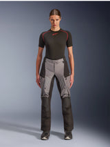 Woman Stella Andes V4 Drystar® Hose