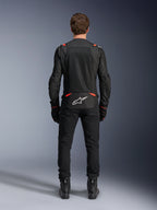 Alpinestars T-SPS Air V2 Jacke, Herren-Motorradjacke, Schwarz und Rot Fluo, Rückansicht mit Textil-Mesh-Einsätzen.