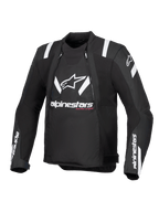 Alpinestars T-Stunt Air Jacke, Schwarz und Weiß, Vorderansicht einer sportlich geschnittenen Motorradjacke, mit großem weißem Alpinestars-Logo und Schriftzug auf der Brust, weißen Akzenten an den Schultern und Mesh-Einsätzen für modulare Belüftung