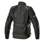 Alpinestars Stella Crosshill WP Air Damenjacke, Motorrad-Tourenjacke, Schwarz, Rückansicht mit großen Mesh-Einsätzen für Luftzirkulation, militärisch inspiriertem modularem PALS-Gurtband am unteren Rücken und verstellbaren Riemen zur Volumenregulierung an Taille und Armen.