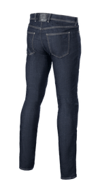 Alpinestars Cult-8 Stretch Denim Hose, Rinse Blue, Rückansicht, mit einem Five-Pocket-Design und tonaler Logo-Stickerei auf der Gesäßtasche, entspannte reguläre Passform mit geradem Bein, schützende Motorrad-Jeans.