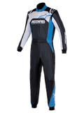 Alpinestars Atom Graphic 4 Anzug, einteiliger Autorennanzug, Schwarz, Silber und Blau, mit auffälligem ASTARS-Branding auf der Brust, weißen und blauen Einsätzen, hohem Kragen und gerippten Bündchen, professionelle Motorsport-Schutzkleidung