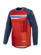 Alpinestars Maxdura Dual Jersey, Rot und Dunkelblau, technisches Adventure-Motorradtrikot mit Mesh-Torso, zwei Brusttaschen mit Reißverschluss, Alpinestars-Logo mit blau-weißen Streifen und langen abriebfesten Ärmeln.