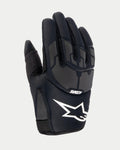 Alpinestars Jugend 2024 Thermo Shielder Handschuhe, schwarze Motocross-Handschuhe, Ansicht des Handrückens mit Neopren-Konstruktion, graue laserlaminierte Schutzmuster, weißes Alpinestars-Logo und ASTARS-Branding, isoliert für Offroad-Einsätze bei kühler Witterung