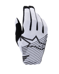 Alpinestars 2025 Radar Pro Handschuhe, Motocross-Handschuhe, Weiß und Schwarz, Ansicht der Oberhand mit perforierter Mesh-Konstruktion, schwarzes Alpinestars Stern-Logo mit horizontalen Grafiklinien und schwarzen Fingerakzenten