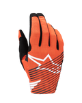 Alpinestars Radar Pro Handschuhe 2025, Motocross-Handschuhe, Hot Orange und Schwarz, mit einem großen weißen Stern-Logo und schwarzen diagonalen Streifen auf einer perforierten Mesh-Oberhand, entwickelt für leichtgewichtige Performance und Luftzirkulation