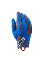 Alpinestars Durack Handschuhe, Adventure-Motorradhandschuhe, Königsblau und Dunkelgrau, Textil-Handrücken mit TPR-Knöchelschutz, rotes Alpinestars-Logo auf dem Zeigefinger, weißes Stern-Logo am Handgelenk, leichter Sommerschutz für Dual-Sport