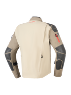 Alpinestars Nazca 3L GORE-TEX PRO Jacke, Walnut Rock Brown, Rückansicht mit beigem Rückenteil und braunen Ärmeln mit dunkelgrauen Verstärkungen an Schultern und Ellbogen, rote Reißverschluss- und Logo-Akzente, strapazierfähige Adventure-Motorrad-Tourenbekleidung