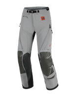 Alpinestars Nazca 3L GORE-TEX PRO Hose, Adventure-Motorradhose, Dunkelgrau und Schwarz, mit verstärkten Knieeinsätzen, GORE-TEX PRO Branding und All Terra Logo, technisches Design für Offroad und Touren