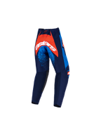 Alpinestars 2026 Kids Racer Nomur Hose, Motocross-Hose, Dunkelblau, Orange und UCLA-Blau, Rückansicht mit großem orangefarbenem Panel am Gesäß und weißem Branding, blau gesprenkelte Akzente an den Oberschenkeln, strapazierfähige Textilkonstruktion für den Offroad-Einsatz.