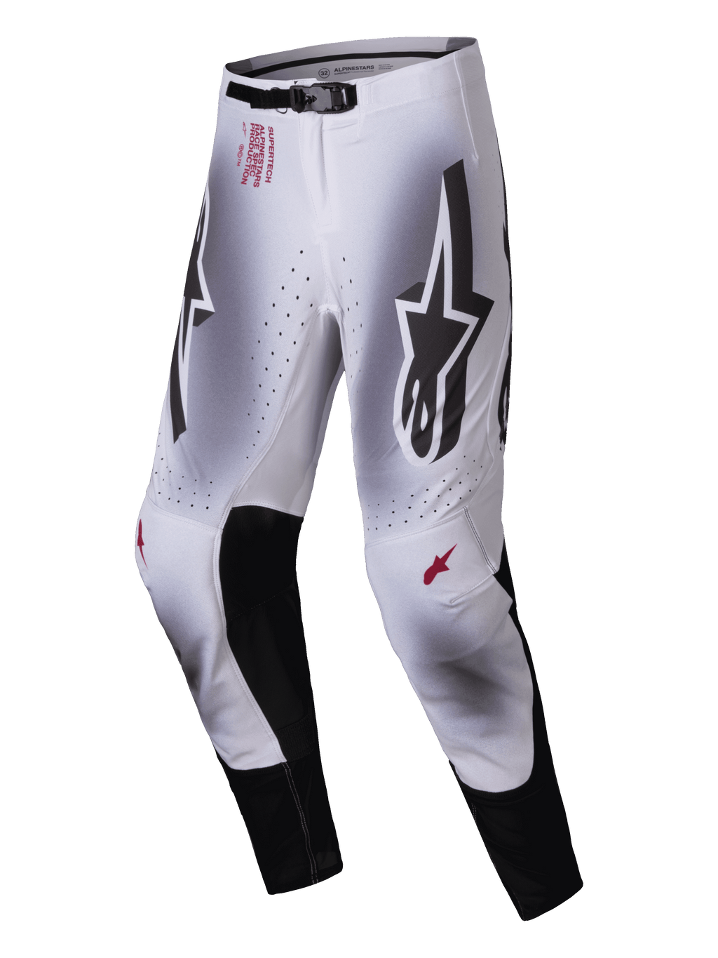 Alpinestars 2025 Supertech Maker Hose, Motocross-Hose, Silber und Schwarz, mit großen schwarzen Astars-Logos auf den Oberschenkeln, rotem technischem Branding an der Hüfte, schwarzen Leder-Innenknie-Einsätzen und perforierten Belüftungszonen.