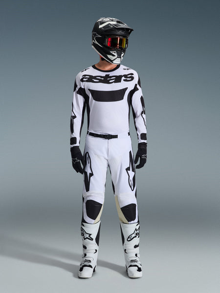 3720326-21_r7-Racer-Riway-