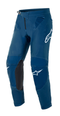 Alpinestars Supertech Blaze Hose, Motocross-Hose, Dunkelblau mit schwarzen Leder-Knieinnenseiten, weißen Logos an Oberschenkel und Bein, verstellbarer Ratschenschnalle und Mesh-Belüftungszonen an der Hüfte