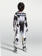 Alpinestars Techstar Swan Hose, Herren-Motocross-Hose in Schwarz und Weiß mit athletischem Rennschnitt aus Stretch-Ripstop.
