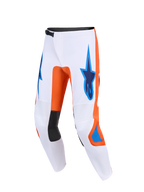 Alpinestars 2026 Fluid Grid Hose, Motocross-Hose, Weiß mit orangen und UCLA-blauen Akzenten, mit blauen Astars-Logos auf den Oberschenkeln, schwarzen Knie-Innenpaneelen und einem technischen ergonomischen Design für Offroad-Performance