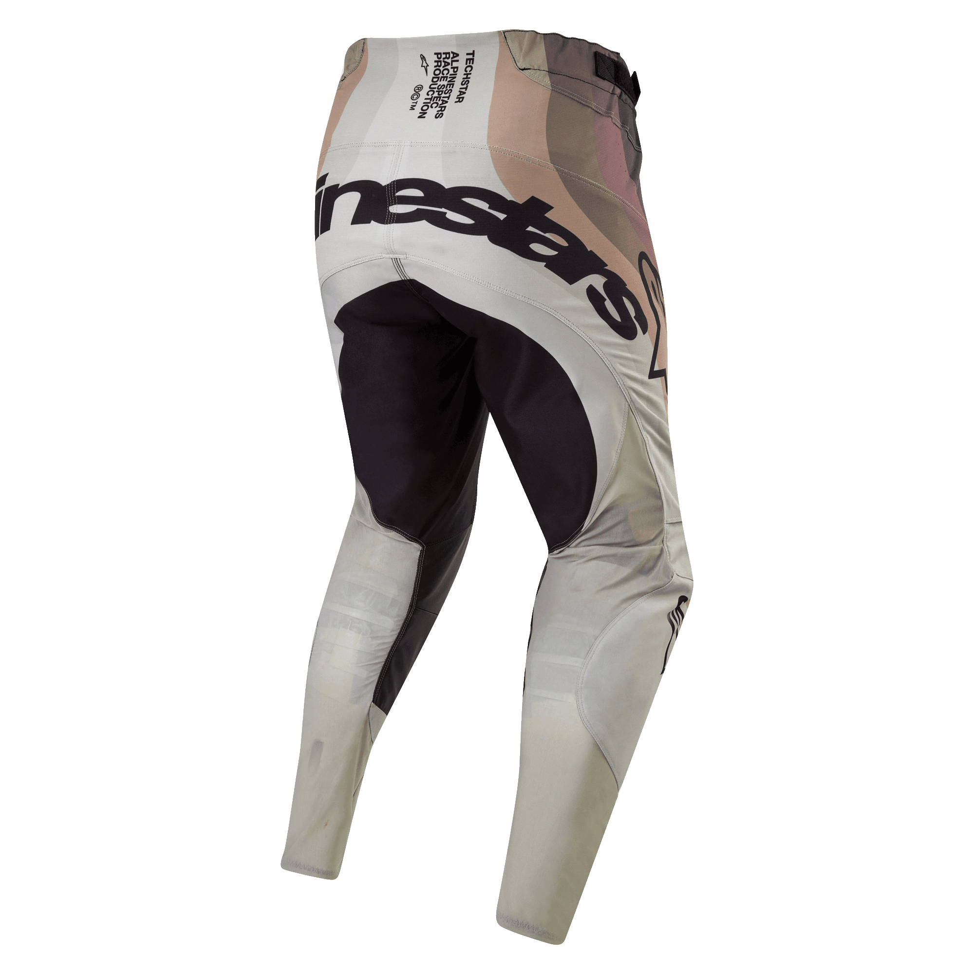 Alpinestars 2024 Techstar Pneuma Hose, Motocross-Hose, Dark Sand und Iron Dust Gray, Rückansicht mit schwarzem verstärktem Sitzbereich und markantem Alpinestars-Branding auf der Rückseite, technischer Race-Spec-Text am Bund, erdiges Design im Camouflage-Stil, strapazierfähige Textilkonstruktion für den Offroad-Rennsport