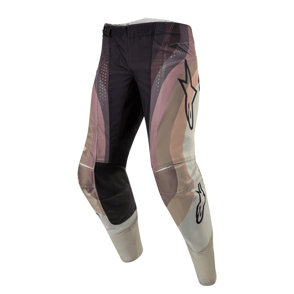 Alpinestars 2024 Techstar Pneuma Hose, Motocross-Hose, Dark Sand, Iron Dust und Grau, mit wellenförmigem Color-Block-Design, Alpinestars Stern-Logos, schwarzen verstärkten Knieeinsätzen und lasergeschnittenen Perforationen, strapazierfähige Offroad-Rennausrüstung