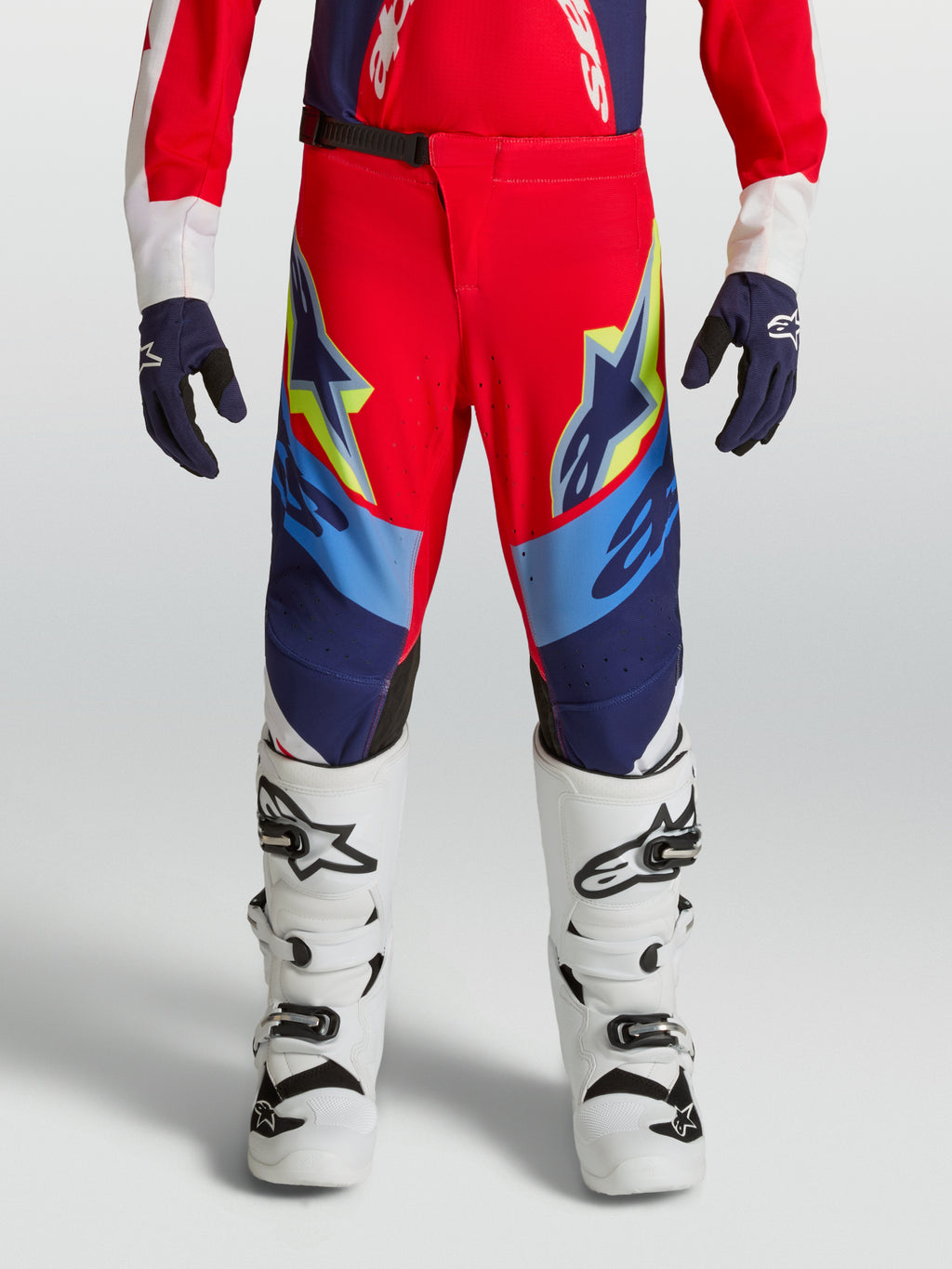 Alpinestars Jugend Supertech Dyna Hose, Motocross-Rennsport-Hose, Rot und Marineblau, athletische Passform mit Stretch-Ripstop.