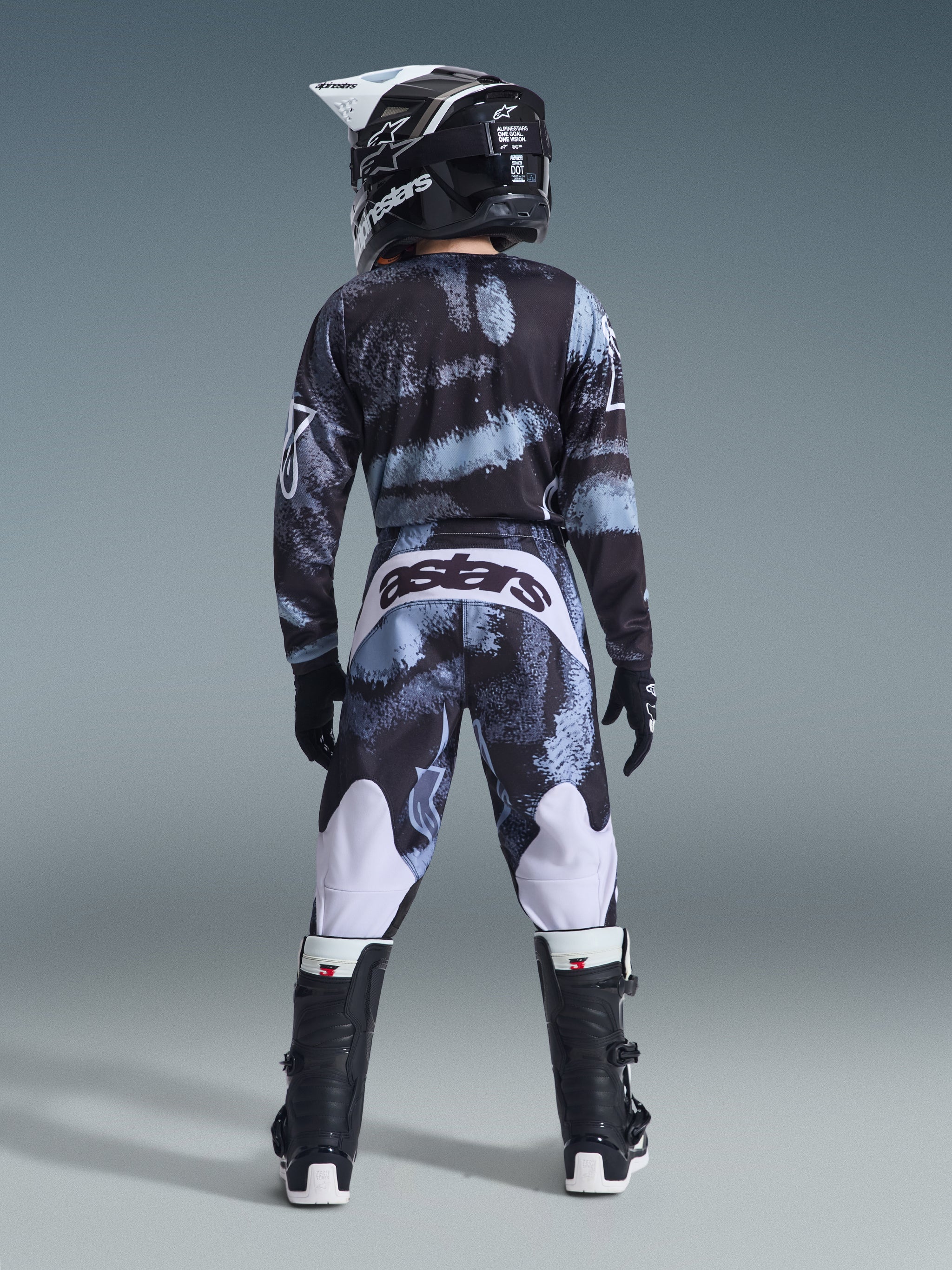 2026 Youth Fluid Lahnd Hose