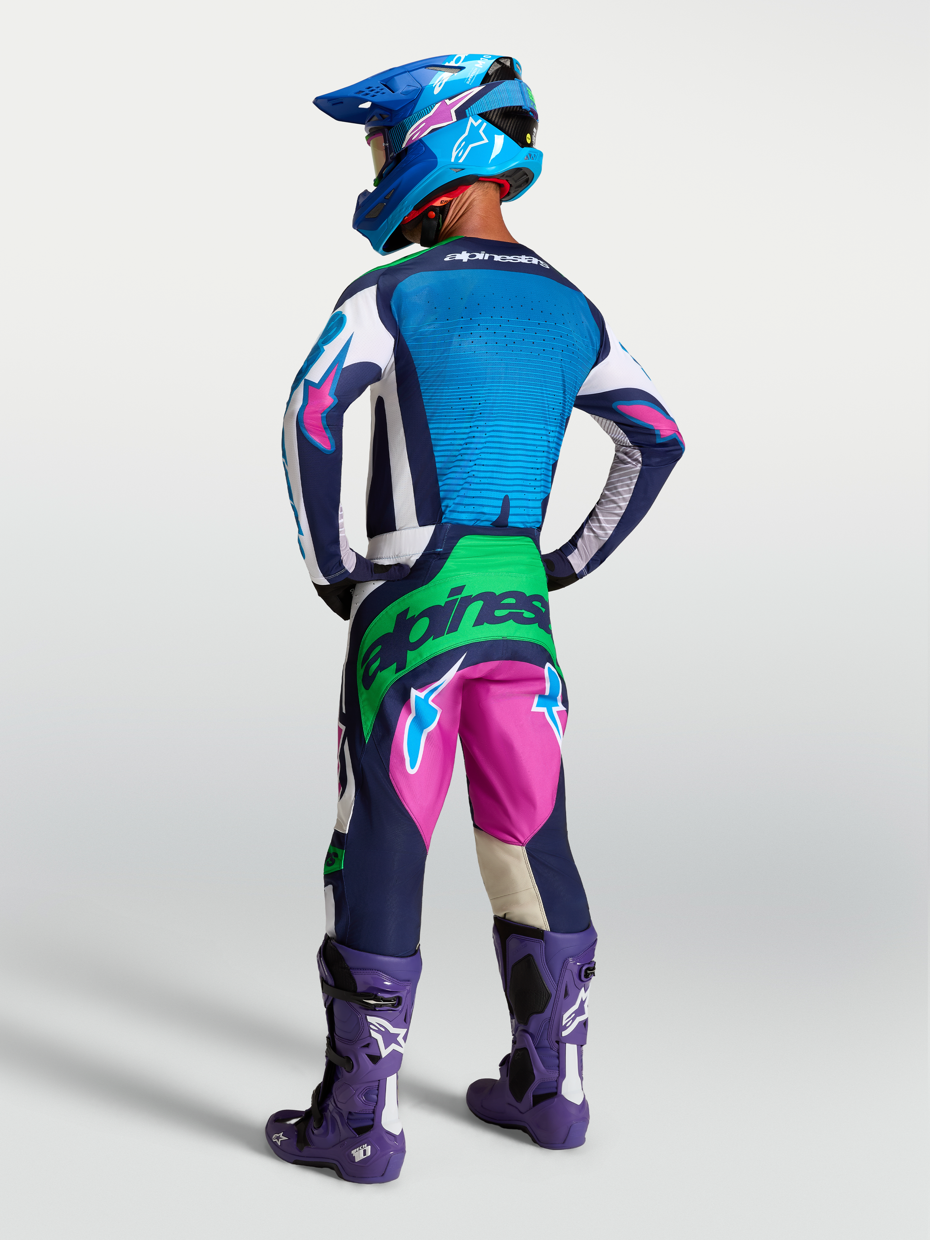 Alpinestars Techstar Maven Trikot, blau-weißes Motocross-Trikot, athletische Rennpassform und lasergeschnittene Belüftung.