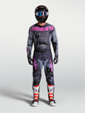 Alpinestars Racer Lone Hose und Gear Set, Motocross-Rennausrüstung, Herren, Grau Camouflage und Lila, mit Trikot und Stiefeln
