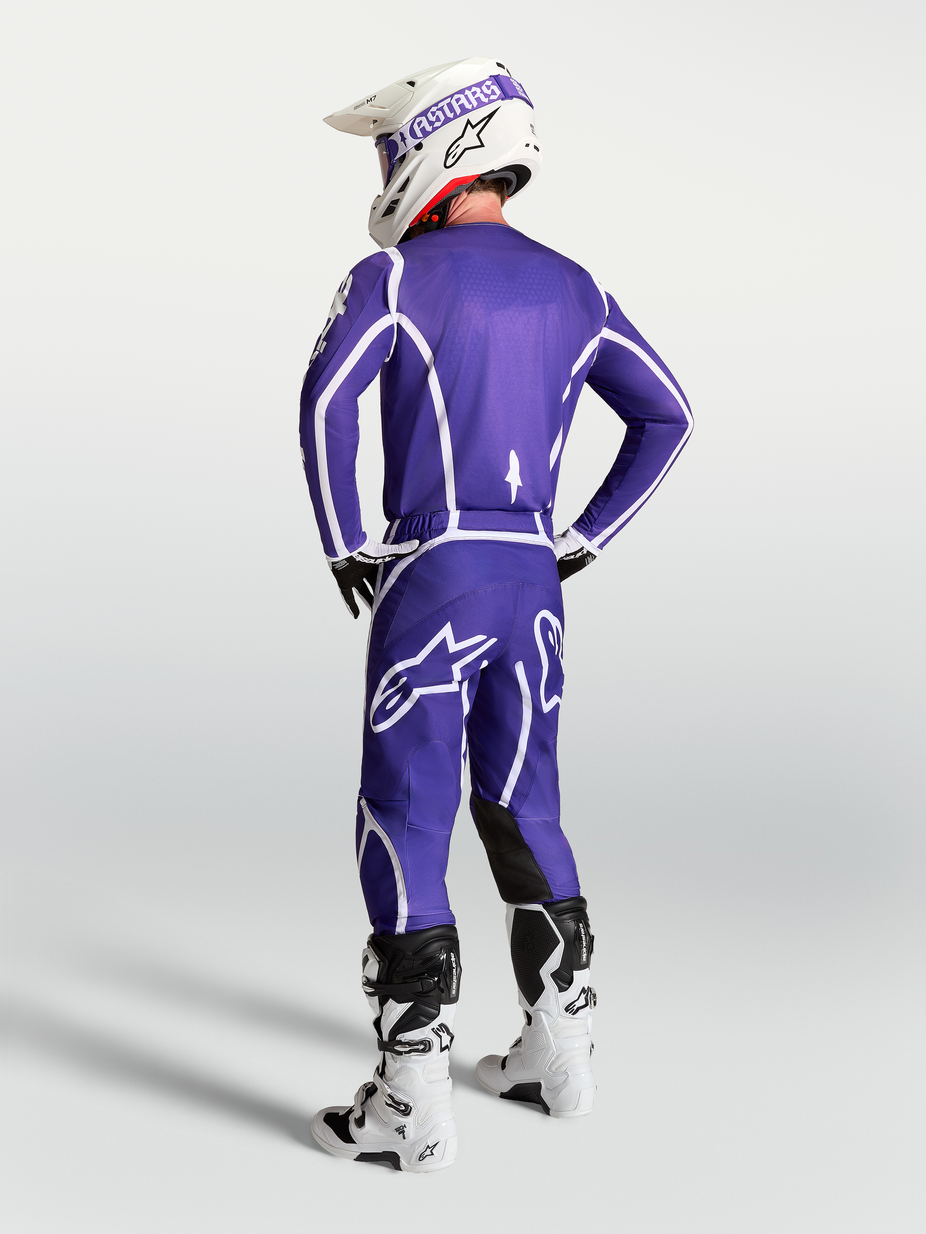 Alpinestars Fluid Apex V2 Trikot, Motocross-Ausrüstung in Blau und Weiß, Rückansicht mit sportlicher Passform.