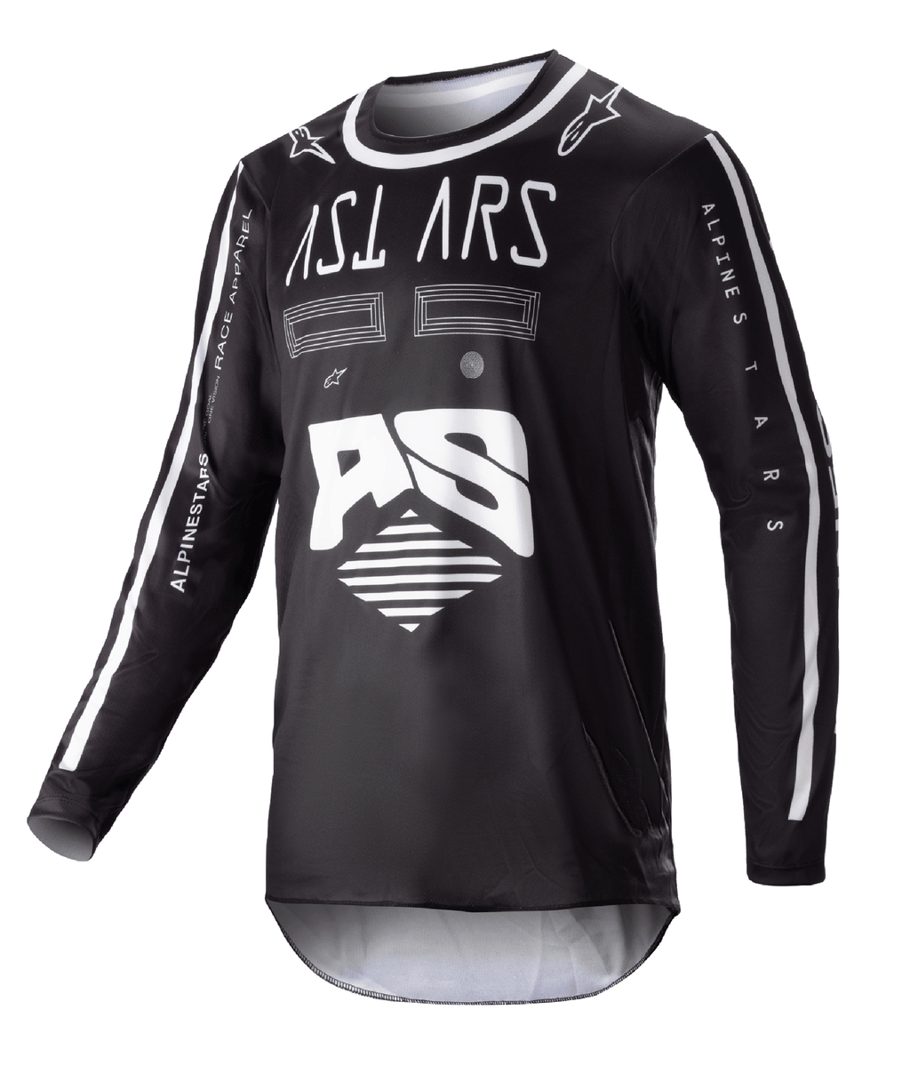 Alpinestars 2023 Racer Found Trikot, schwarzes Langarm-Motocross-Trikot, weiße abstrakte Grafiken und großes AS-Logo, ASTARS-Branding auf der Brust, weiß eingefasster Rundhalsausschnitt, Performance-Rennbekleidung