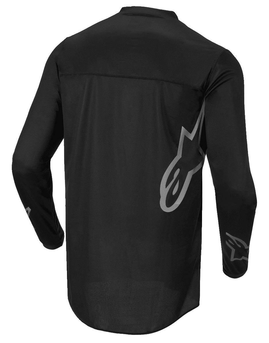 Alpinestars Fluid Graphite Jersey, Motocross-Trikot, Schwarz und Dunkelgrau, Rückansicht, mit großem grauem Alpinestars-Logo an der Seite und Ärmelgrafiken, leichtes feuchtigkeitsableitendes Textil für den Offroad-Rennsport
