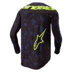 Alpinestars 2024 Techstar Rantera Trikot, Motocross-Trikot, Schwarz Marineblau Gelb Fluo, Rückansicht, marineblaues geometrisches Muster auf schwarzer Basis, auffälliger Alpinestars-Schriftzug in Gelb Fluo über den Schultern, großes Stern-Logo auf dem unteren Rücken, technische Langarm-Ausrüstung für den Offroad-Rennsport