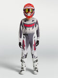 Alpinestars Supertech Jugend-Trikot Swan und Gear Set, Motocross-Outfit für junge Fahrer, Grau und Weiß mit roten Akzenten.