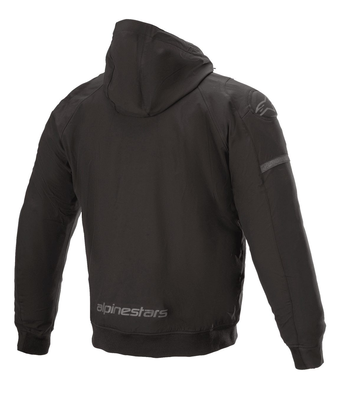 Alpinestars Sektor Tech V2 Hoodie, schwarze Motorradjacke, Rückansicht mit windresistenter Textil-Außenschale, reflektierendem Alpinestars-Logo am unteren Saum, dreidimensionalen Schultereinsätzen und technischem urbanem Design.